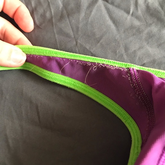 Sports Bra - Picture 6 of 7